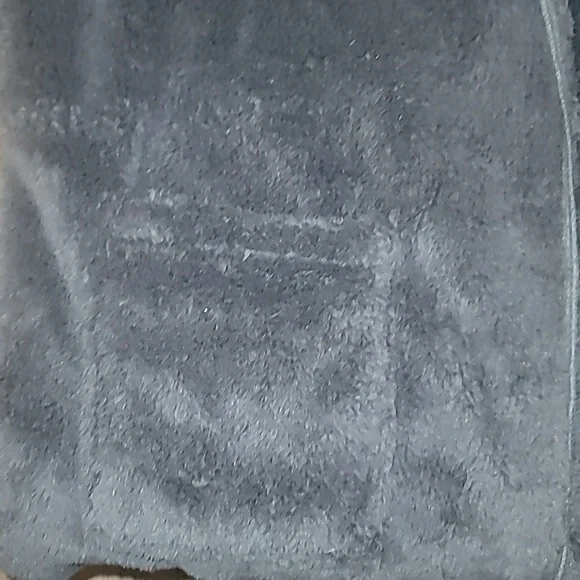 Zenana Faux Fur Vest with Hood - Picture 3 of 6